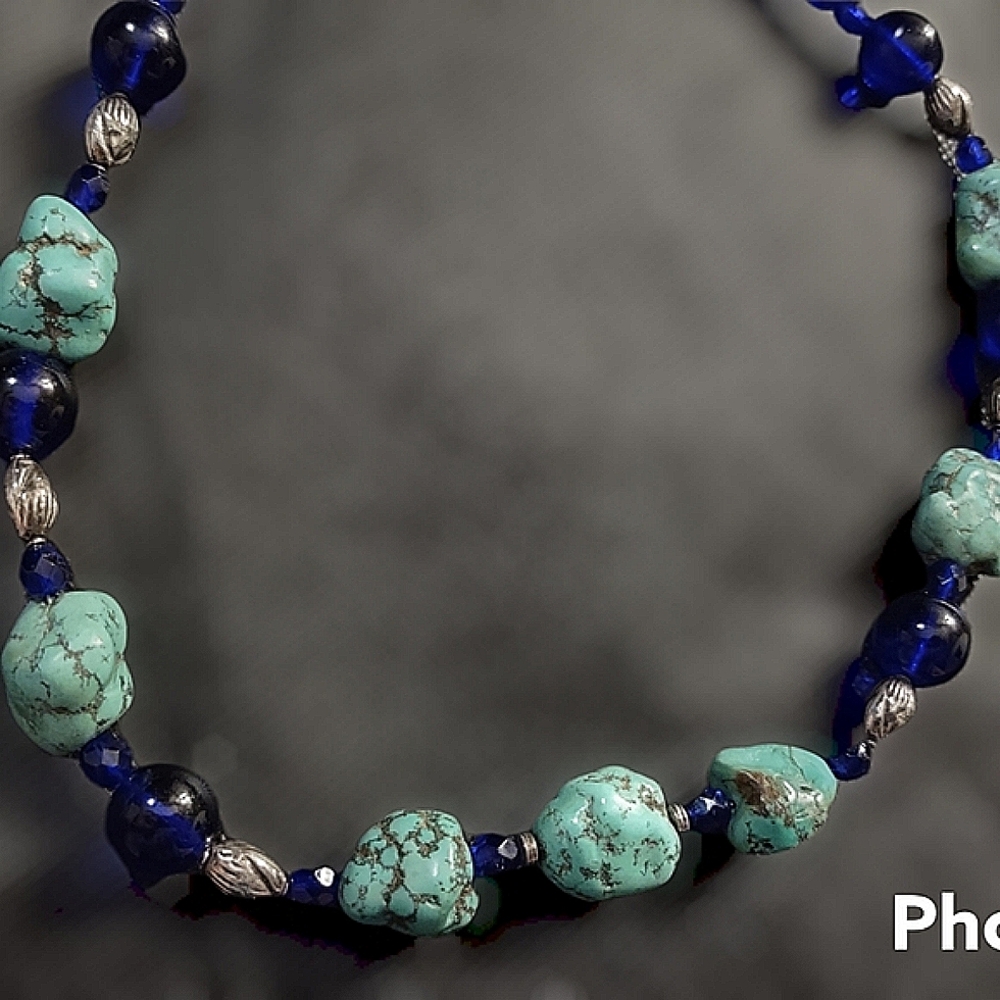 Stunning Vintage  Turquoise Necklace
